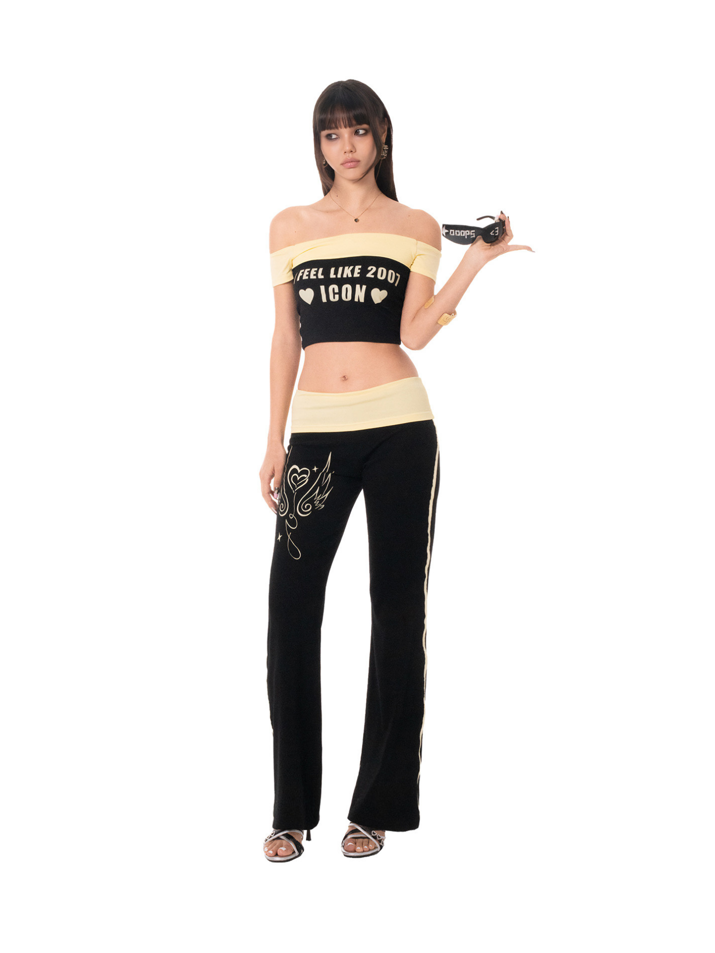 Ooops333 26SS 「SLAY！」2000s Icon Off-Shoulder Top and Flare Pants Set